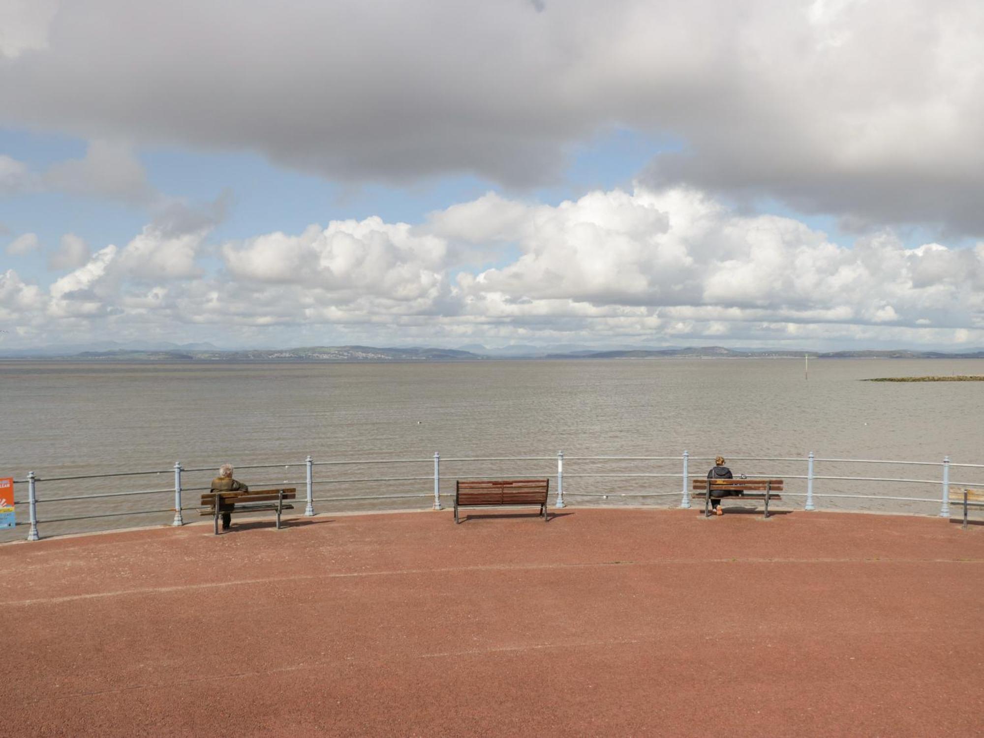The Bay Cottage Morecambe Exterior photo